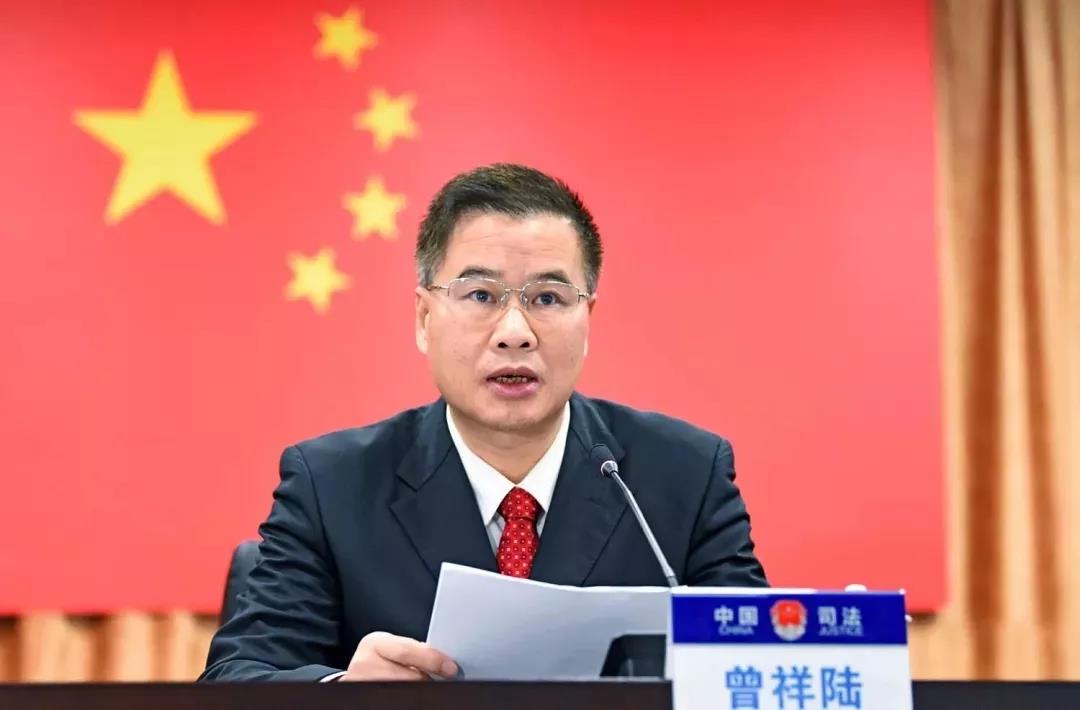 新时代行动指南，最新版党章发布，指引未来方向