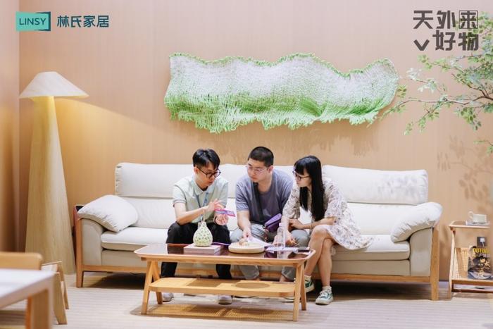 日常小事中的最新伦理，友情、家庭与爱的温暖传递的温馨瞬间（2017年最新伦理分享）