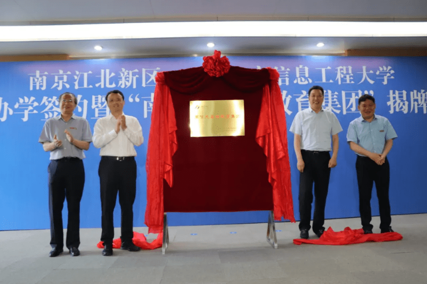 最新玻璃厂招工信息及应聘步骤指南